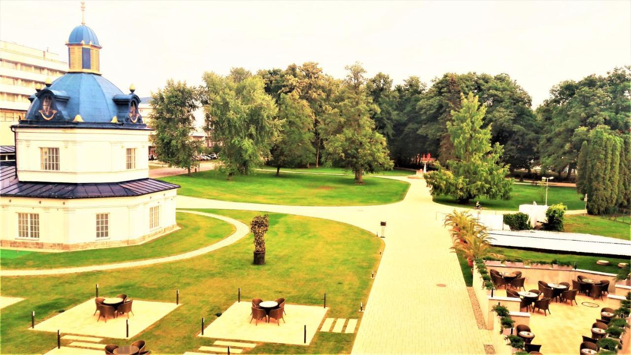 Penzion Pod Orechom Turčianske Teplice Buitenkant foto